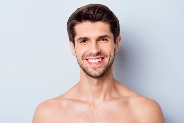 Close-up portrait of his he nice attractive bearded cheerful cheery glad brown-haired guy perfect smooth soft silky flawless skin beaming smile isolated on light white grey color pastel background — Stock Photo, Image