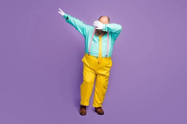 Full body photo of cool funky crazy overweight man dance dancer dabber on night club wear teal pants shine isolated over purple color background — Stockfoto