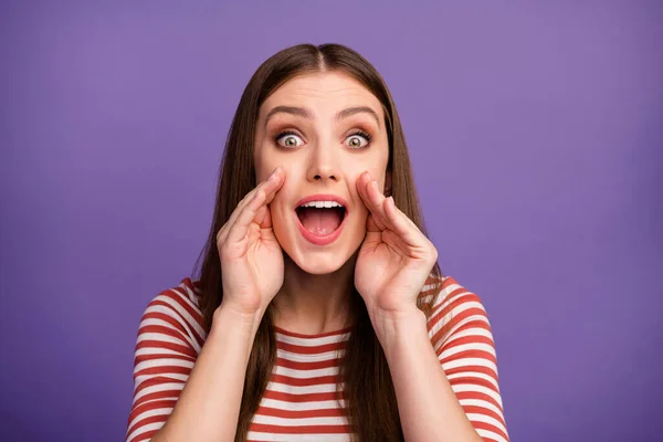 Sale. Closeup photo of pretty funny lady hands near mouth say tell news gossips people crowd yelling information loudly wear casual striped shirt isolated pastel purple color background — Zdjęcie stockowe