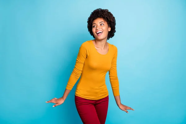 Portrait of cheerful funny cute lovely afro american girl enjoy autumn fall event free time wear pullover isolated over blue color background — Stock Photo, Image