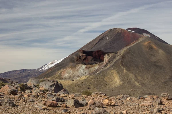 Piros-kráter és a Mount Ngauruhoe — Stock Fotó