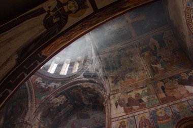 Gelati Manastırı (Gürcistan) - Virgin katedral içindeki freskler