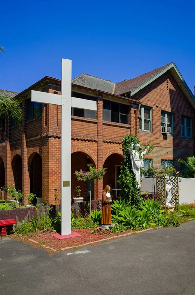 Καθολική εκκλησία, κτίριο γραφείων, Σίδνεϊ, Αυστραλία — Φωτογραφία Αρχείου