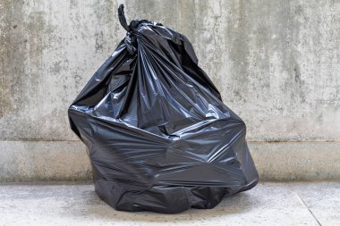 katta tam çöp torbası Close-Up