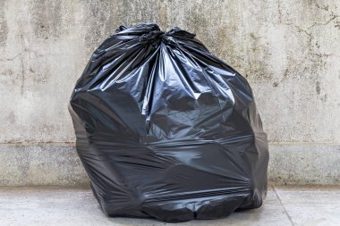 katta tam çöp torbası Close-Up