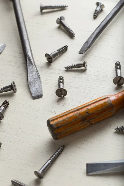 İnşaat araçları üzerinde ahşap açık renkli ayarlayın. Tamirci, marangoz, Oluşturucu için ürün yelpazesine sahip aygıtlar. Metin için yer kopyalayın. Üstten Görünüm