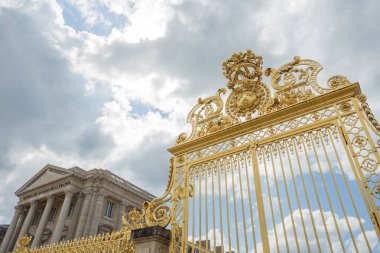 Versailles chateau. Fransa. Altın Kapı Sarayı manzarası. Royal