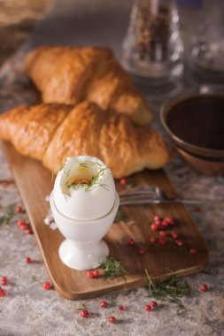 Sabah yumurta haşlanmış