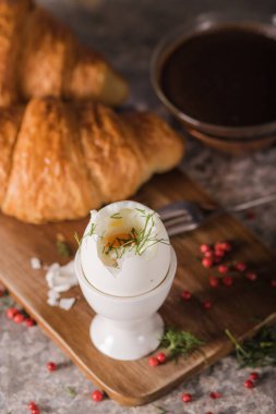 Sabah yumurta haşlanmış