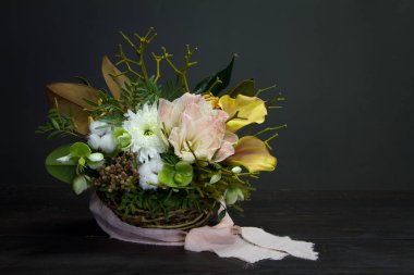 Çiçek aranjmanı eski tarz, Noel ya da Yeni Yıl konseptinde