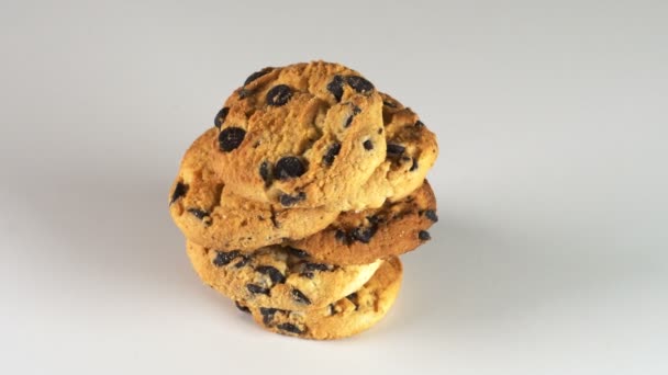 Biscoitos com passas de chocolate — Vídeo de Stock