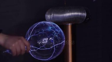 Statik elektrik jeneratör Tesla