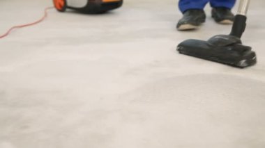 Builder yere vacuums