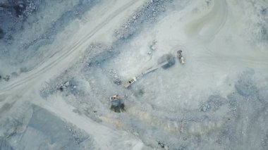 Taş ocağında Konveyör bant