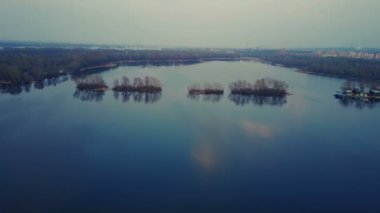 Uçuş Nehri gün batımında