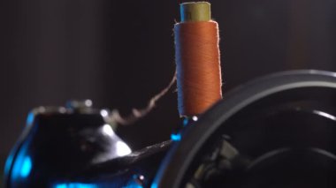 Kanca iplik dikiş makinesi