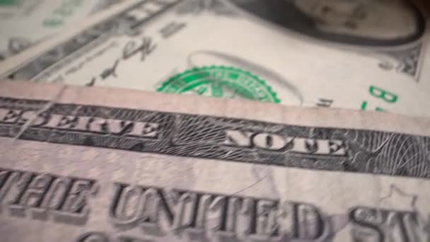 Petits billets libellés en dollars — Video