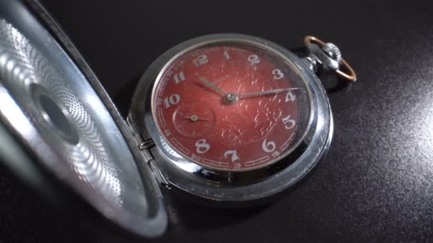 Old pocket watch of the USSR — Stock Video