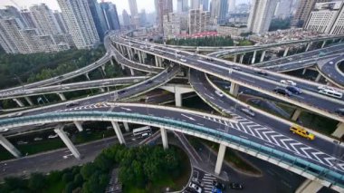 zaman atlamalı, ağır trafik otoyol kavşağı, Shanghai manzarası havadan görünümü