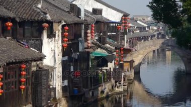 Geleneksel Çince evleri ve köprü Xitang su şehirde, shanghai, Çin.