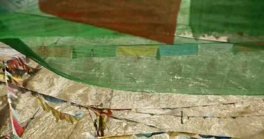 4 k dua bayrağı lhasa Nehri Köprüsü, tibet üzerinde.