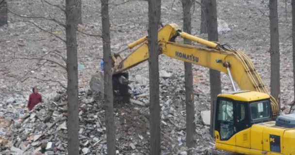 Chian-okt 22, 2016:4 k grävmaskin arbetar & dumper lastbil på byggarbetsplats, Kina. — Stockvideo