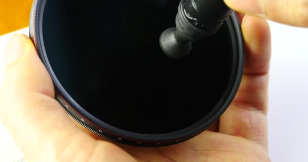 4k с помощью тонера ручка очистить камеру Поляризатор . — стоковое видео