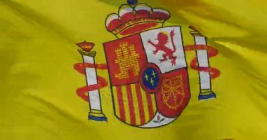 4 k İspanya bayrağı rüzgarda çırpınan.