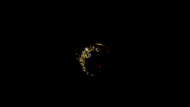 Bague en diamant rubis, mode . — Video