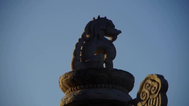 Восточный мраморный столб из льва в Пекине . — стоковое видео