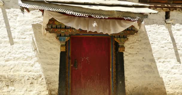 4k Tibet casas de tradição com padrão de religião, lhasa área residente . — Vídeo de Stock