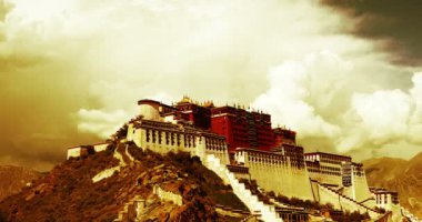 4k Potala Lhasa, Tibet, zaman atlamalı, kabarık bulut kitle.
