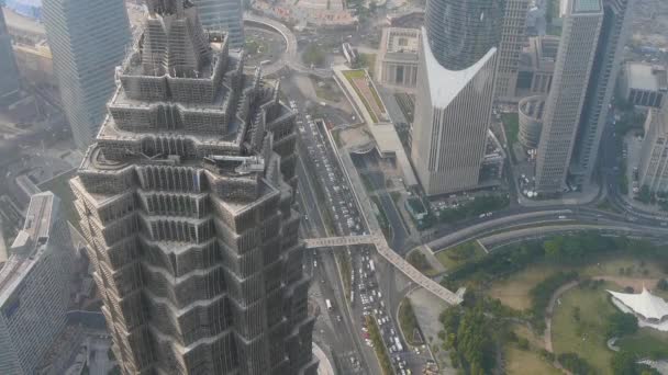 시간 경과, 상하이, 중국, 도시 교통에서 고층 건물의 조감도. — 비디오