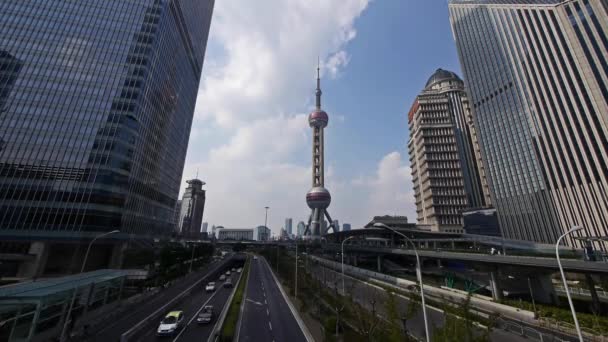 Čína sep 12, 2016:time zanikla, Šanghaj provoz, mrakodrap & perla Orientu televizní věž. — Stock video