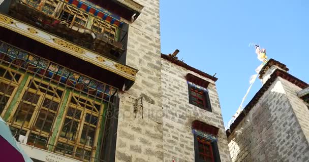 4 k beroemde barkhor straat gebouw in lhasa, tibet. — Stockvideo