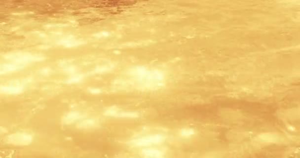 4k brillant surface de l'eau du lac sous la lumière du soleil, vague de l'océan de mer, vagues dorées Lingling 