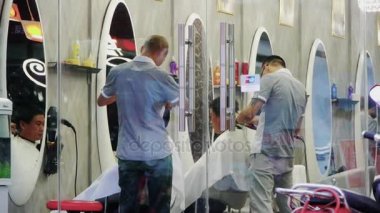 Çin-Ağu 08, 2016:Barber erkek Kuaför Salonu dükkanda.