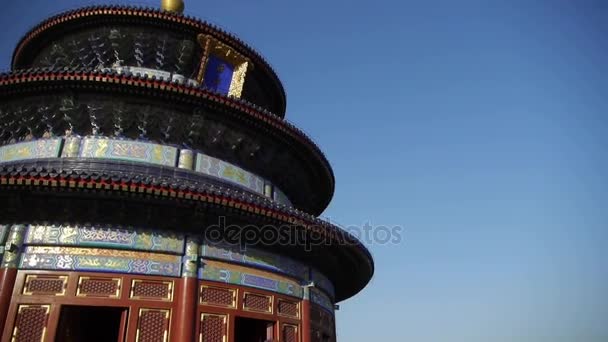 Templo del Cielo en Beijing. China arquitectura antigua. Pintado azulejo de viga tallada — Vídeo de stock