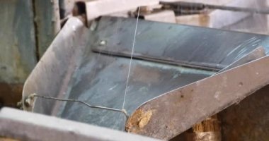 4 k olun İpek iplik.