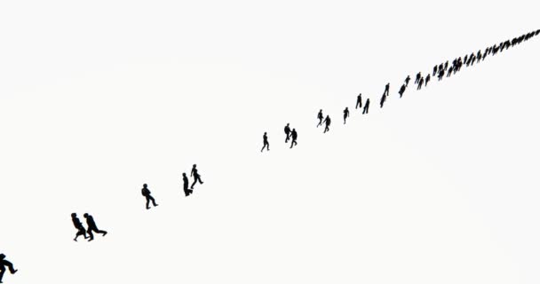 4k folla di persone che camminano trasformato in una fila, uomo d'affari silhouette . — Video Stock