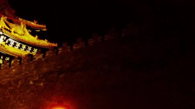 Gece Pekin Yasak Şehir Kulesi Panoramisi. Muhteşem saray. Büyük W