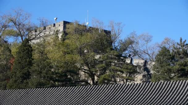 Chinesische Mauer auf Berggipfel, China alte Architektur, Festung. — Stockvideo