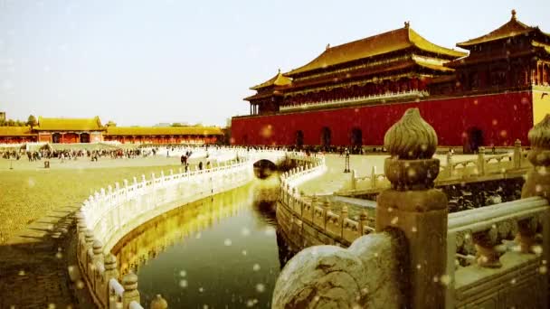 Ville interdite & pont des douves d'eau, l'architecture royale de la Chine dans la neige . — Video