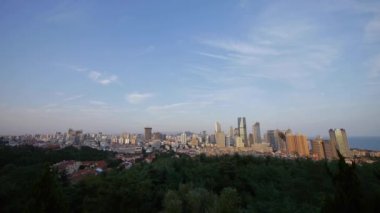 Şehir manzarası, Çin Qingdao (tsingtao bakan).