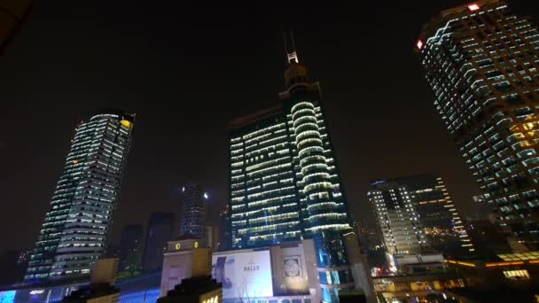 Modern urban building,shanghai economic center at night. — Stockvideo