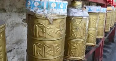 4 k Tibet kişi açmak Budist dua tekerlekleri, lhasa iplik.