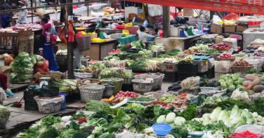 4k büyük açık hava sebze & meyve ticareti Shangri-La, Çin 'de.