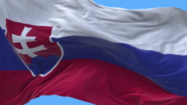 4k Σλοβακία Εθνική σημαία ρυτίδες κυματίζει τον ουρανό απρόσκοπτη βρόχο φόντο. — Αρχείο Βίντεο