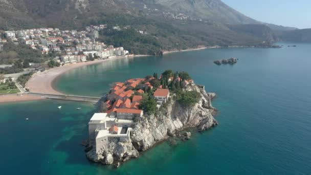 Drone Survolant Côte Mer Mer Azur Une Petite Station Balnéaire — Video