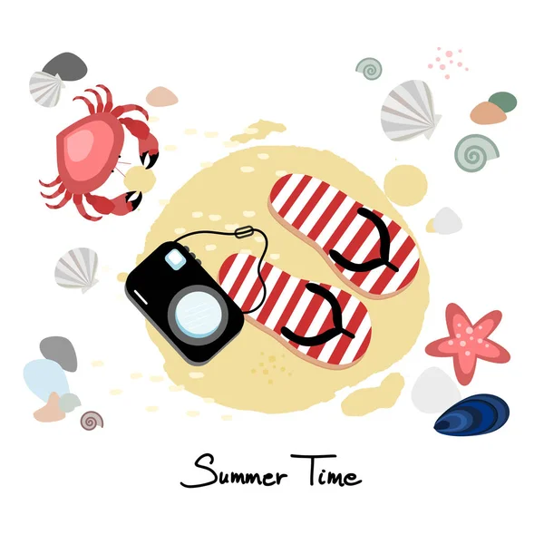Carte de voeux d'été, invitation, fond de plage, crabe, coquille, étoile de mer, appareil photo et sandales . — Image vectorielle